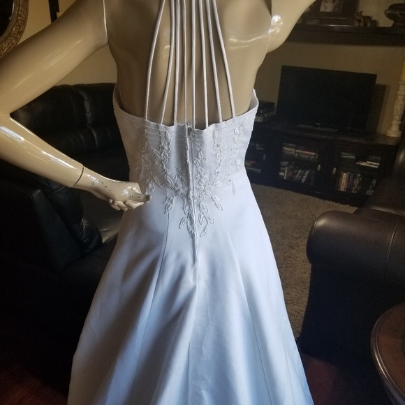 Alfred Angelo Dresses & Skirts - Alfred angelo Designer Wedding Dress Hand- Embroid